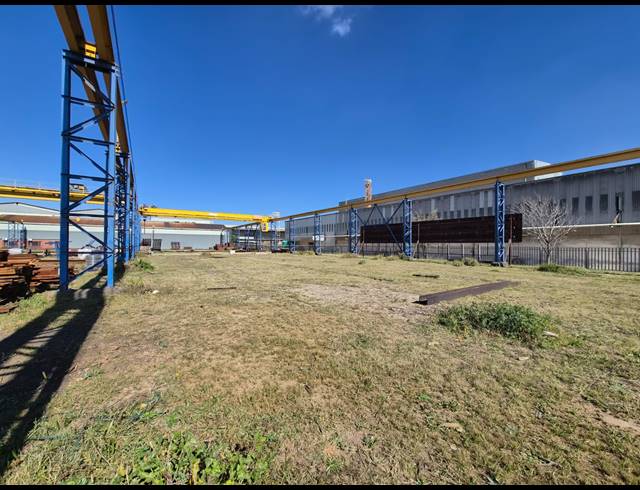 3,000M² INDUSTRIAL YARD TO LET IN ROODEKOP